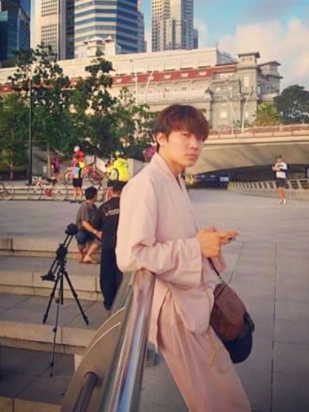 Tiun chàng tiên cá không tuổi trên thế giới nhưng vào rừng ngập mặn ô nhiễm Việt Nam sống mấy năm thành có tuổi