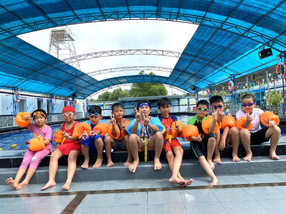 Mùa Hè này học với Tiun ở hồ bơi Trần Đức xã Phước Thái Huyện Long Thành