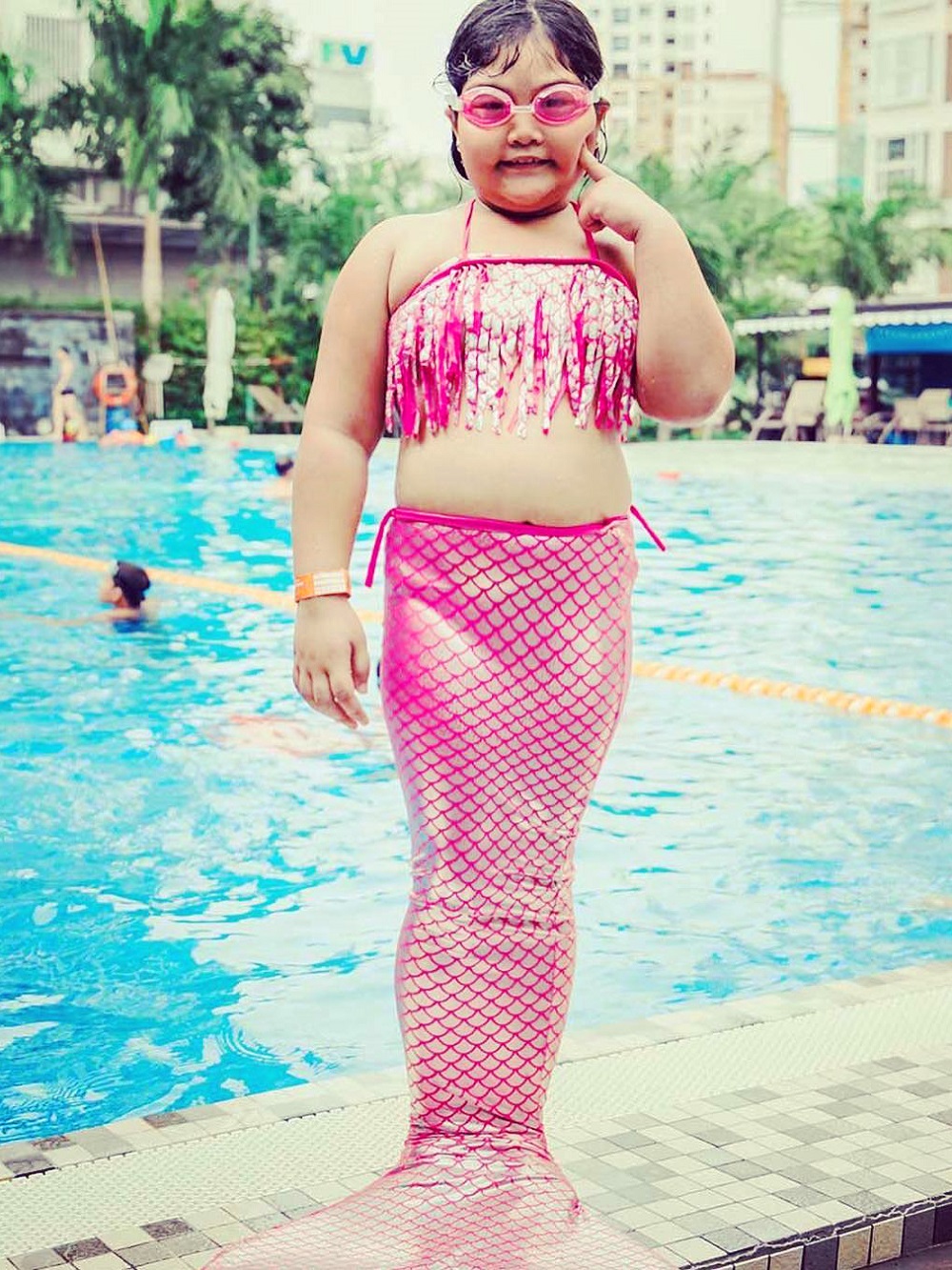 Khóa học bơi tiên cá ở Việt Nam