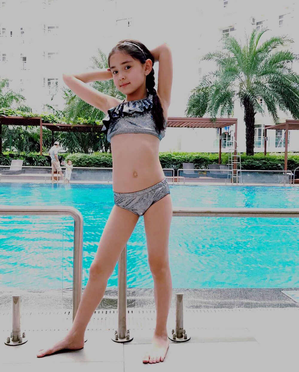 Mẫu đuôi nàng và chàng tiên cá