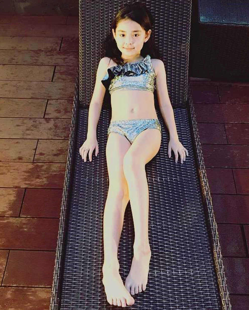 Mẫu đuôi nàng và chàng tiên cá