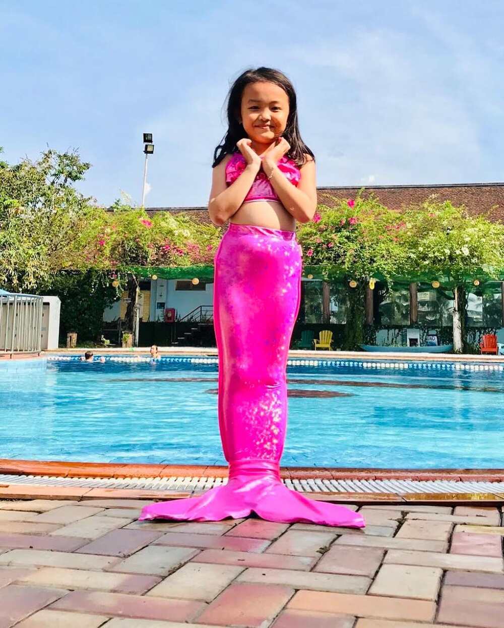 Mẫu đuôi nàng tiên cá Rosie