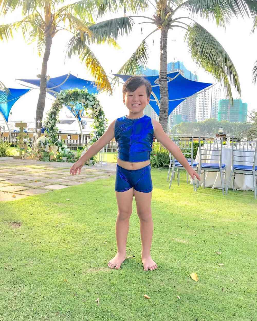 Mẫu đuôi chàng tiên cá Pasha