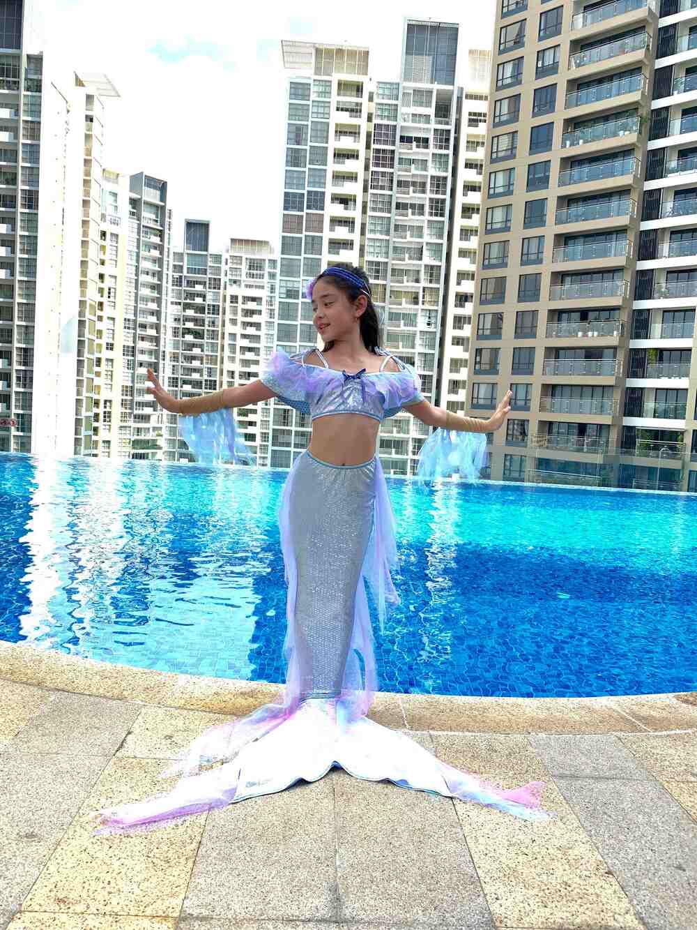 Mẫu đuôi nàng tiên cá Helena