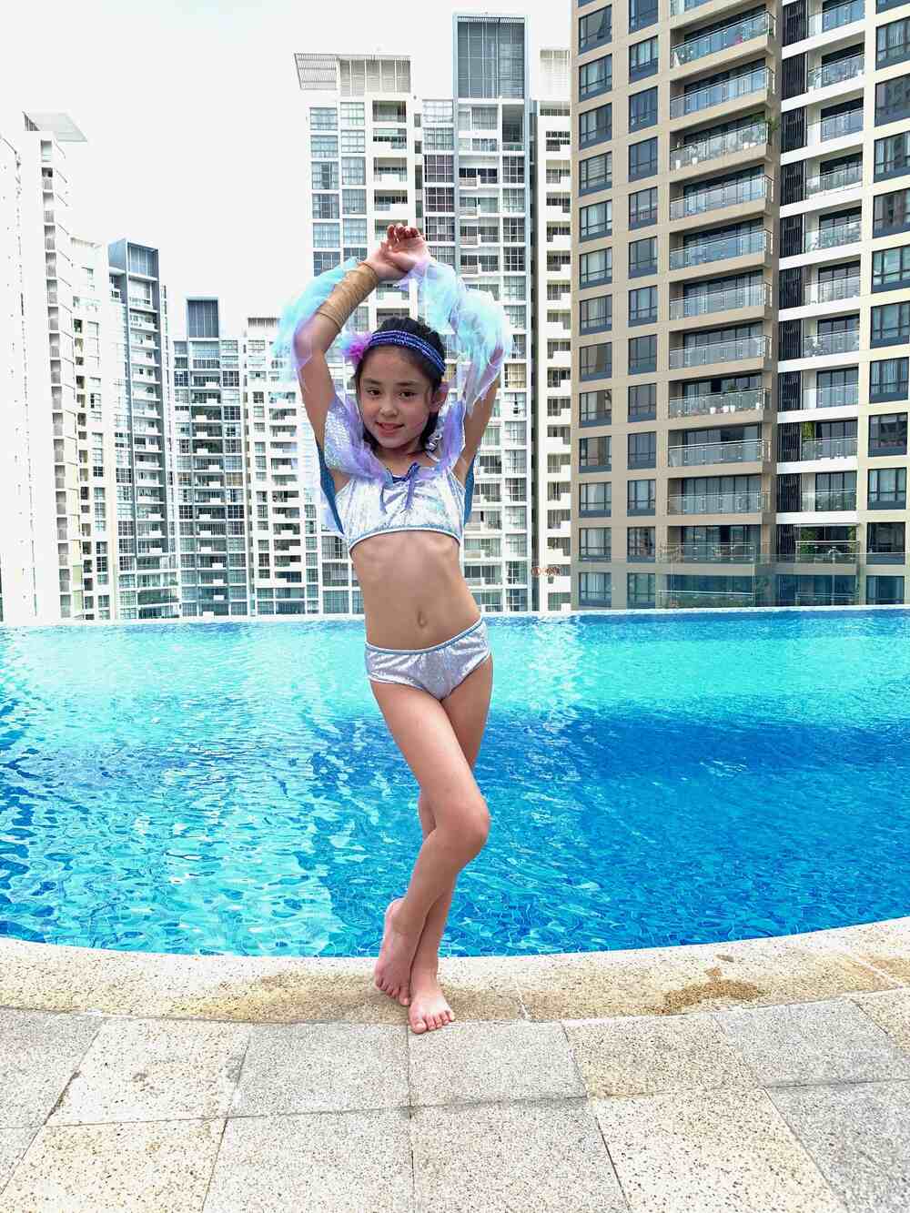 Mẫu đuôi nàng tiên cá Helena