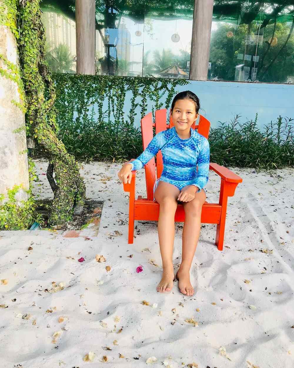 Mẫu đuôi nàng và chàng tiên cá