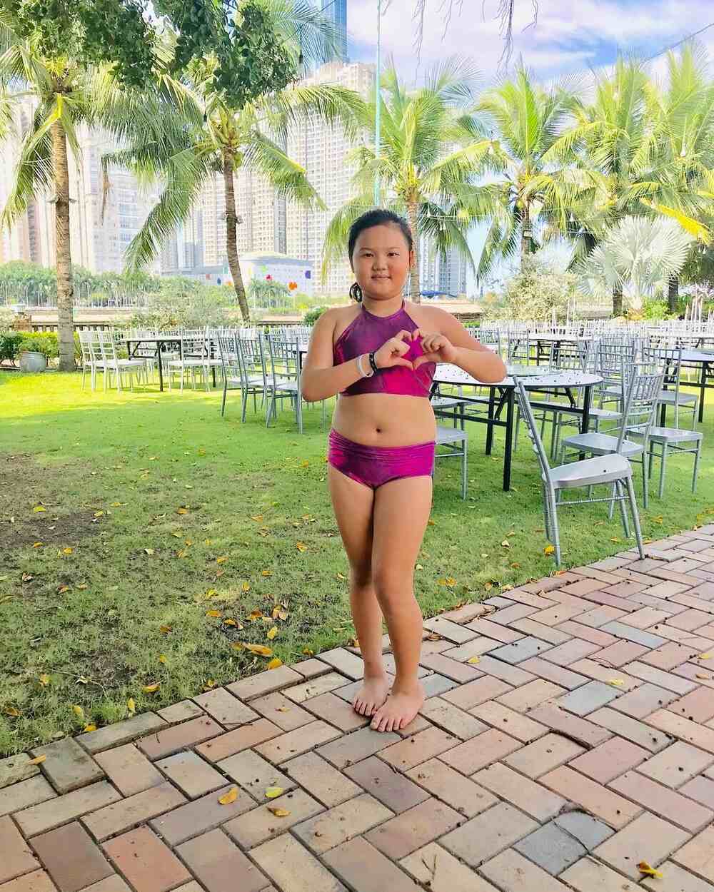 Mẫu đuôi nàng và chàng tiên cá