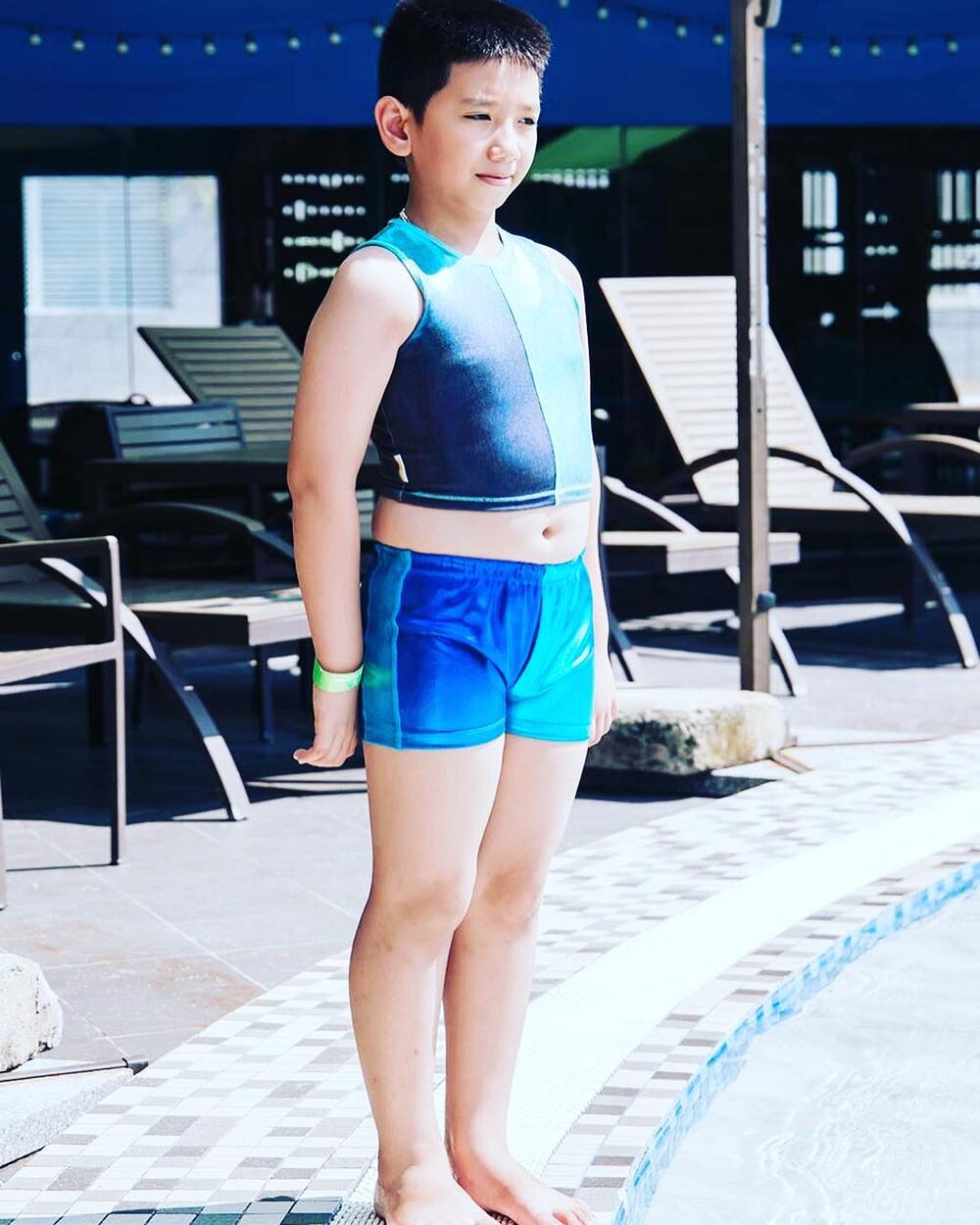 Mẫu đuôi nàng và chàng tiên cá