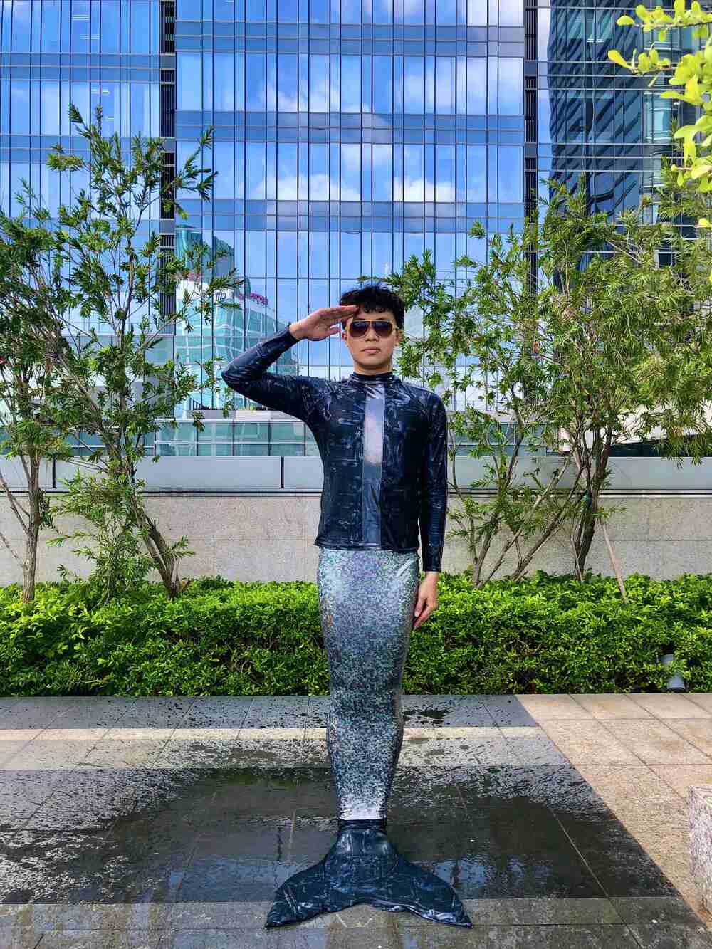 Mẫu đuôi nàng và chàng tiên cá