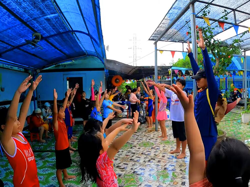 Rái Cá Titi Mất Tích