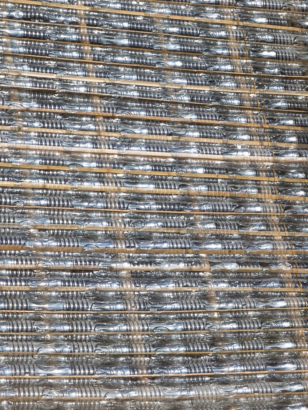 Vật liệu làm ra căn nhà nổi trên sông giúp bảo vệ rái cá