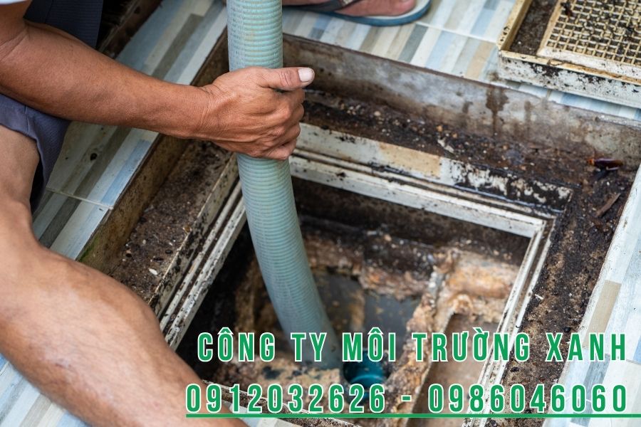 Bể Phốt Bị Đầy? Nhận Biết Ngay 8 Dấu Hiệu Và Cách Xử Lý Hiệu Quả