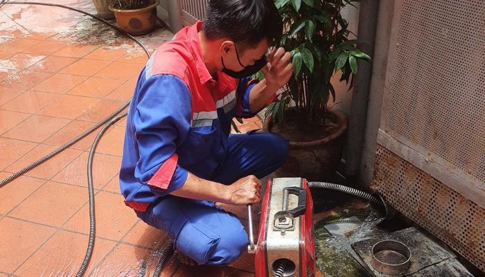 Dịch vụ thông tắc cống, thông tắc nhà vệ sinh trọn gói tại Ninh Bình