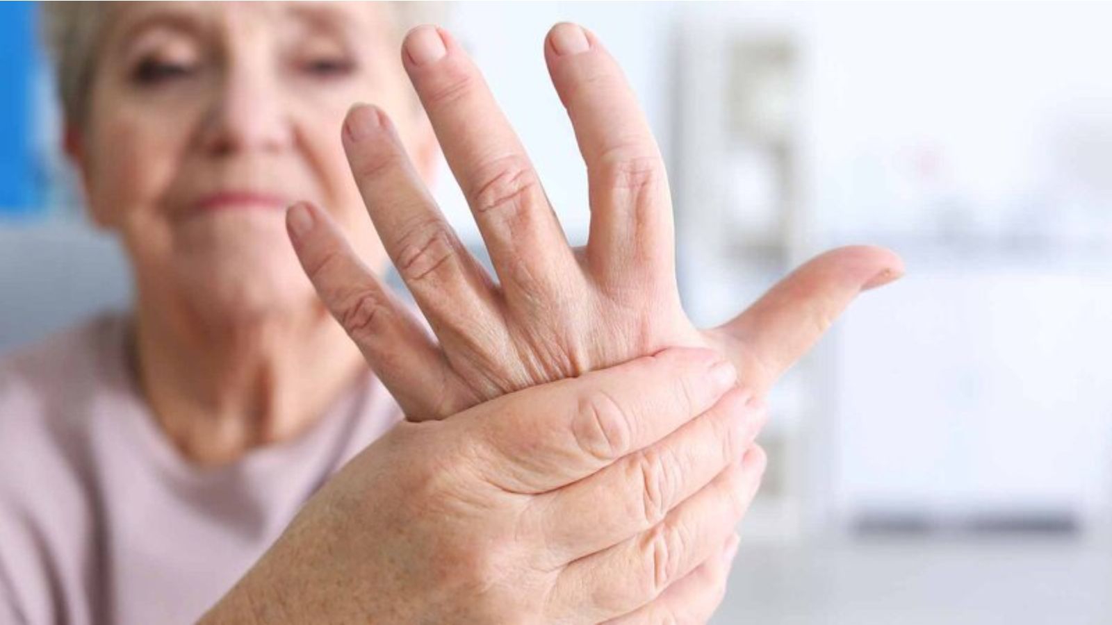 Chẩn đoán viêm khớp dạng thấp: Tiêu chuẩn, xét nghiệm và phương pháp hiện nay
