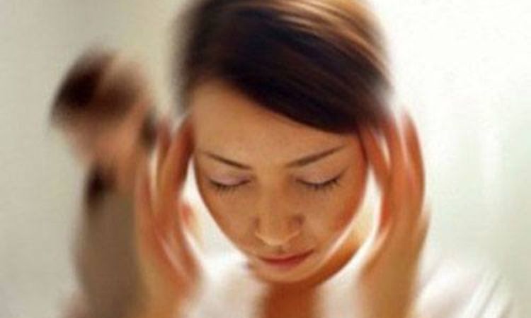 Ù tai, chóng mặt: Nguyên nhân, dấu hiệu cảnh báo và cách khắc phục hiệu quả