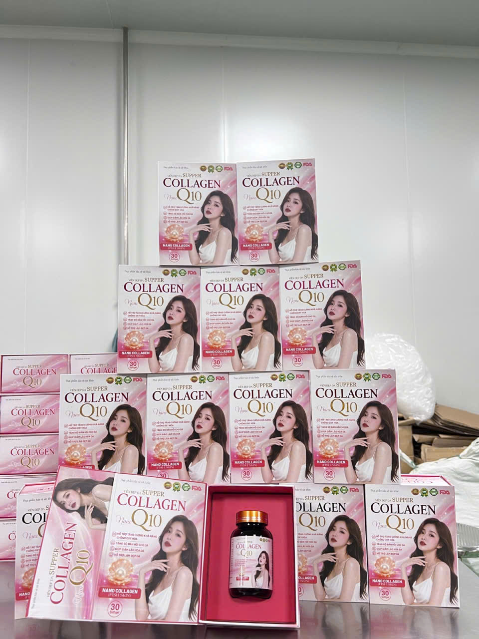 (Mua Sỉ Liên Hệ Zalo) Viên uống đẹp da Supper Collagen Nano Q10 hộp Hồng giúp tăng độ ẩm, tăng đàn hồi cho da, giúp sáng đẹp da hộp 30 viên
