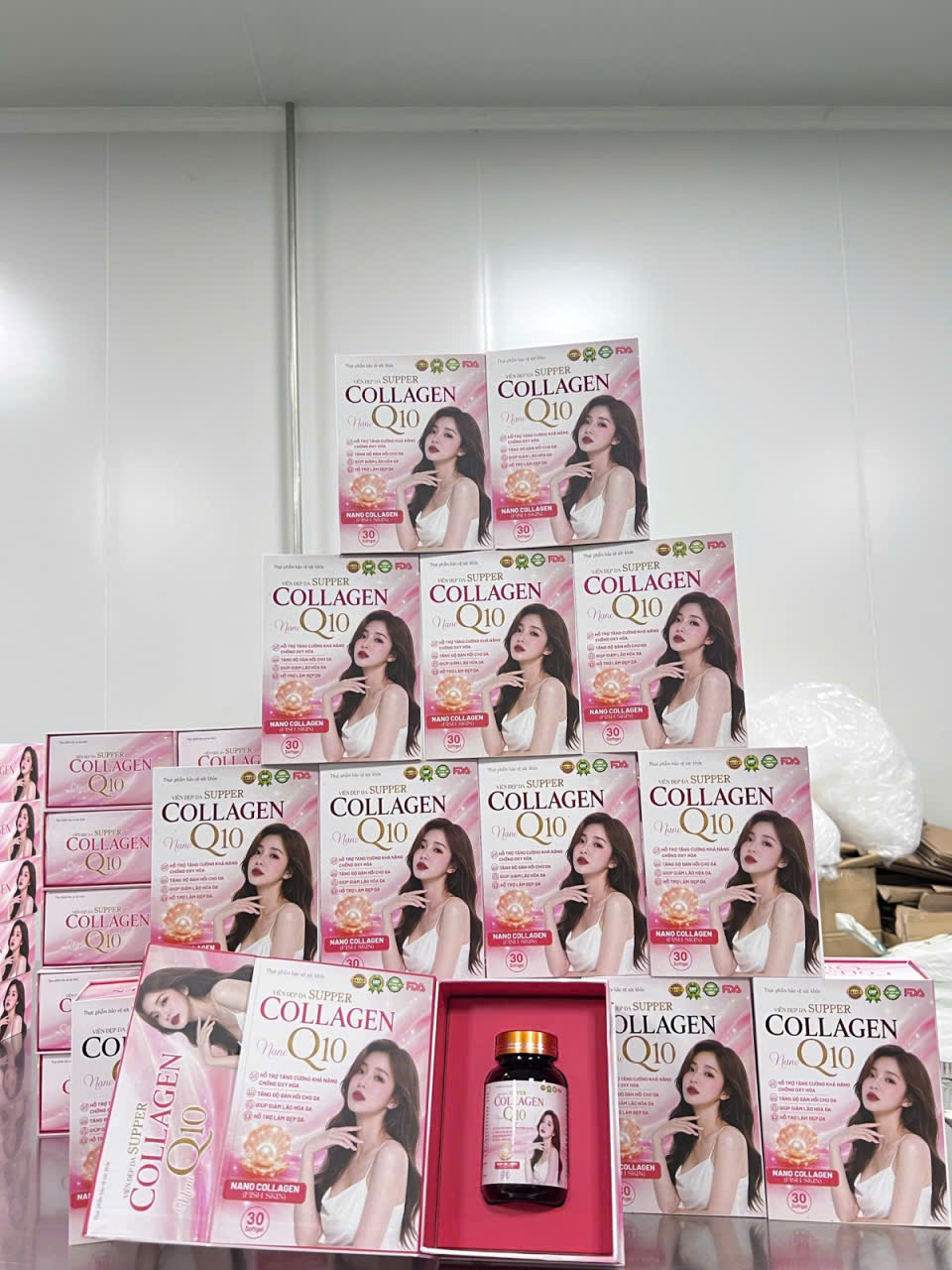(Mua Sỉ Liên Hệ Zalo) Viên uống đẹp da Supper Collagen Nano Q10 hộp Hồng giúp tăng độ ẩm, tăng đàn hồi cho da, giúp sáng đẹp da hộp 30 viên