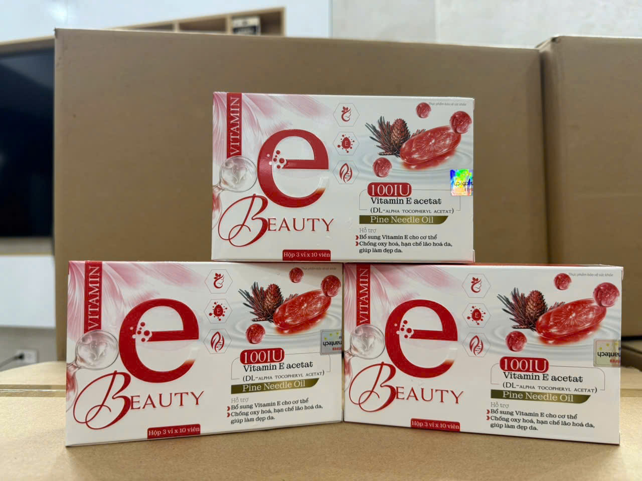 (Mua Sỉ Liên Hệ Zalo) Viên uống Vitanin E Beauty giúp bổ sung vitamin E, hỗ trợ chống oxy hóa, giúp bảo vệ và hạn chế lão hóa da, giúp da sáng, mịn hộp 30 viên