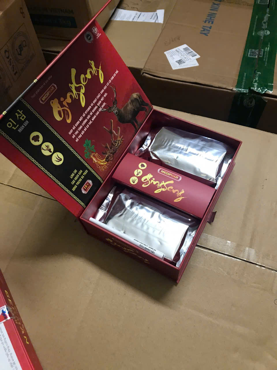 (Mua Sỉ Liên Hệ Zalo) Viên uống bổ sung vitamin cho cơ thể Mediphar Gingseng Nhân Sâm giúp tăng đề kháng, giảm mệt mỏi hộp 60 viên