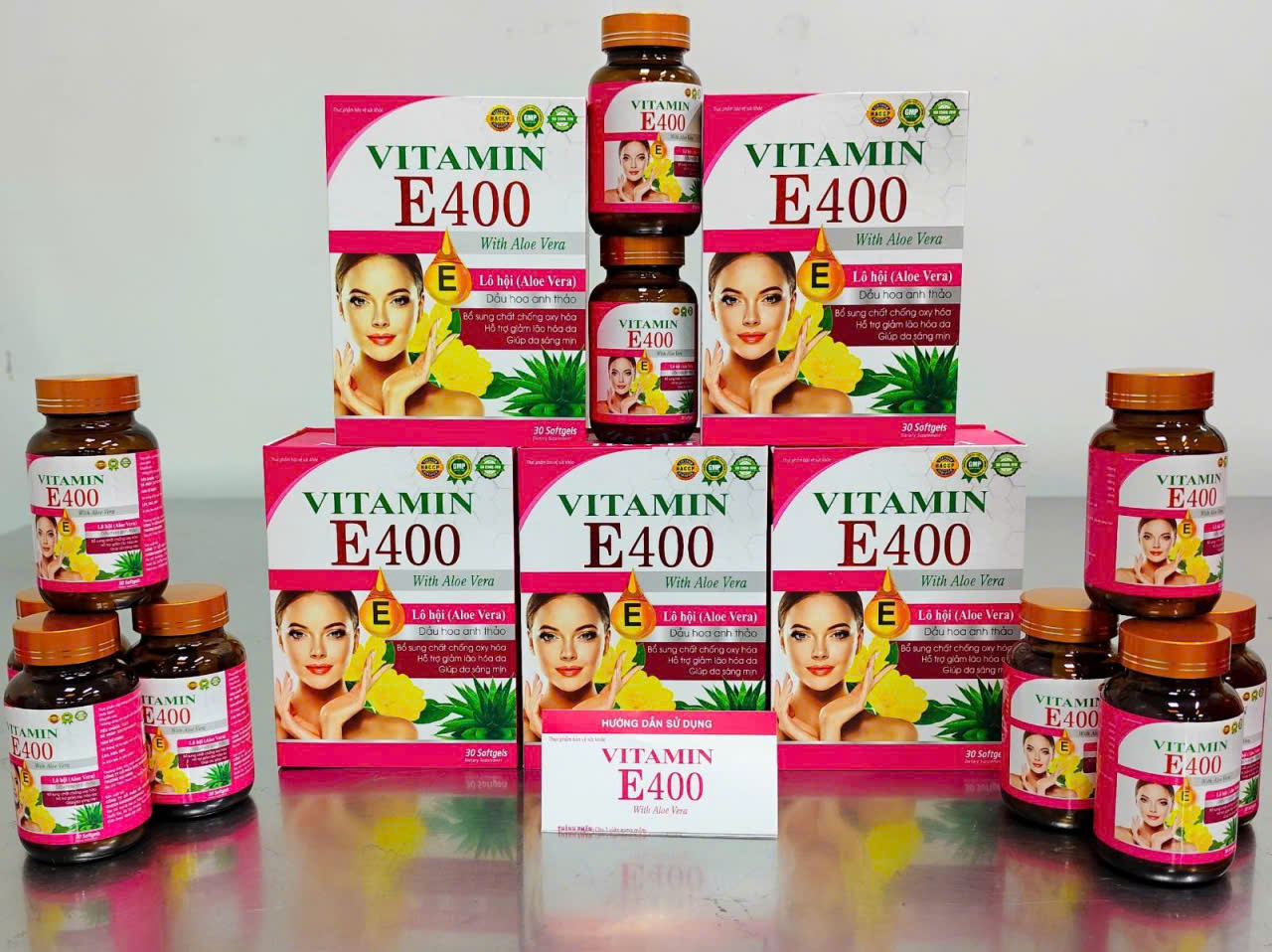 (Mua Sỉ Liên Hệ Zalo) Viên uống Vitanin E 400 With Aloe Vera giúp bổ sung vitamin E, hỗ trợ chống oxy hóa, giúp bảo vệ và hạn chế lão hóa da, giúp da sáng, mịn hộp 30 viên