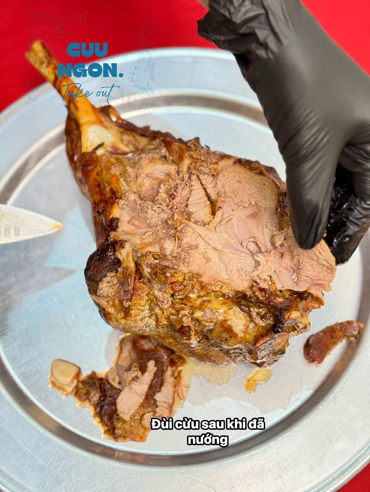 Đùi cừu có xương ướp sẵn
