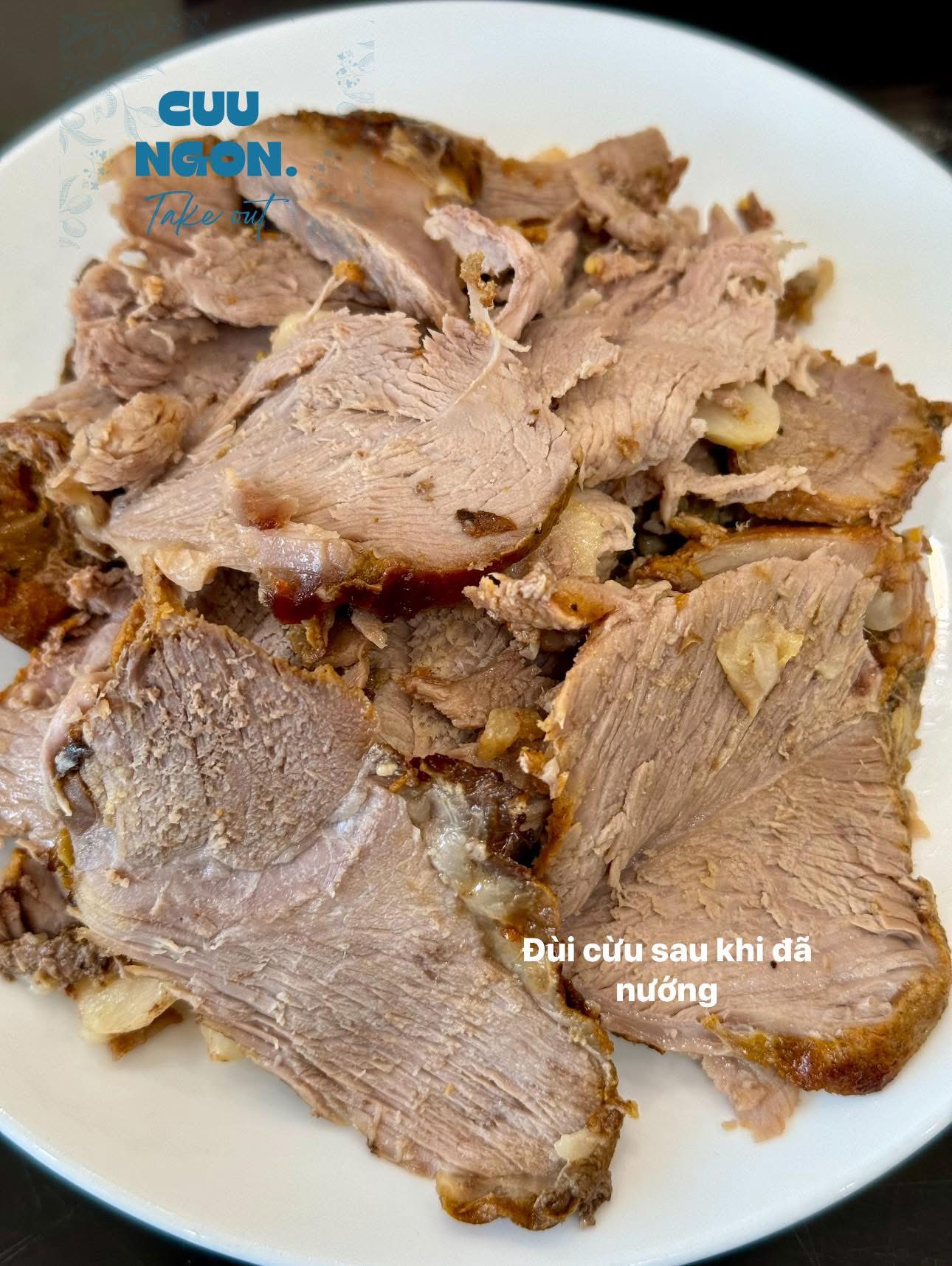 Đùi cừu có xương ướp sẵn