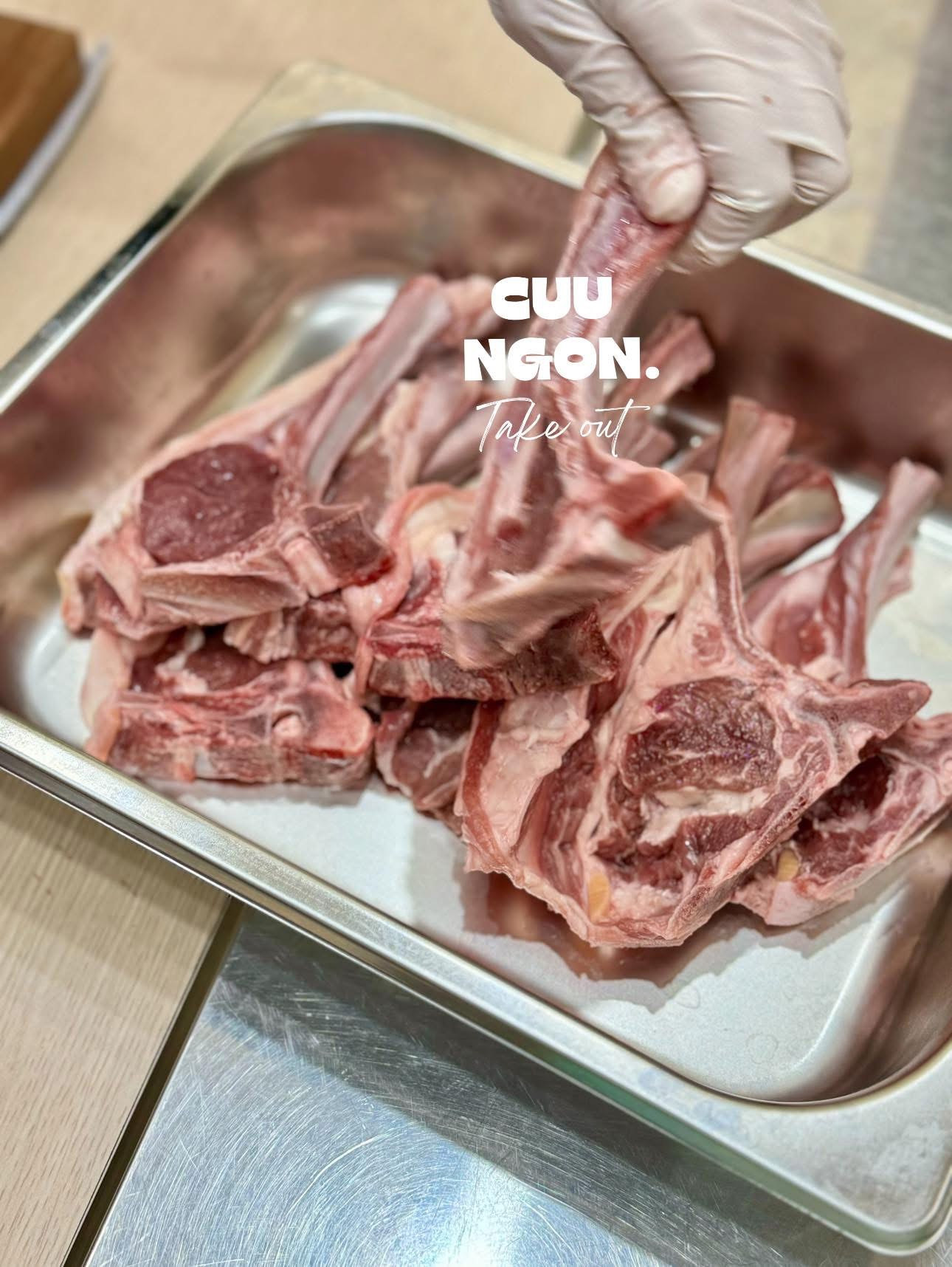 Sườn cừu thảo mộc ướp sẵn