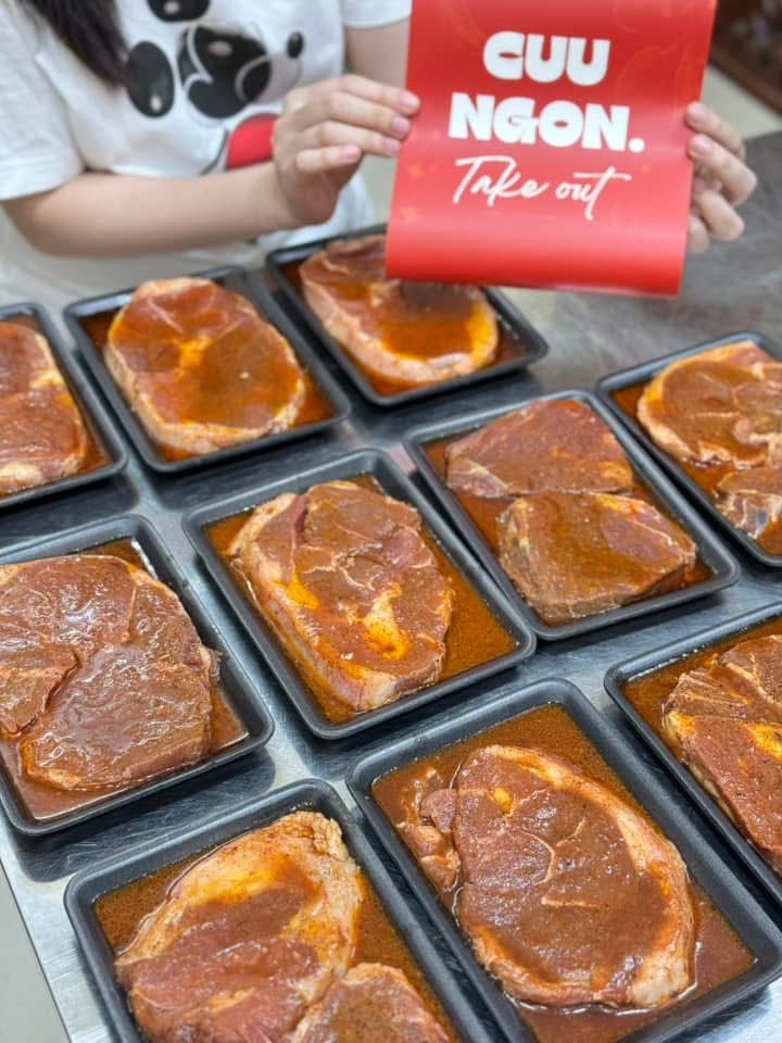 Đùi cừu không xương ướp sẵn