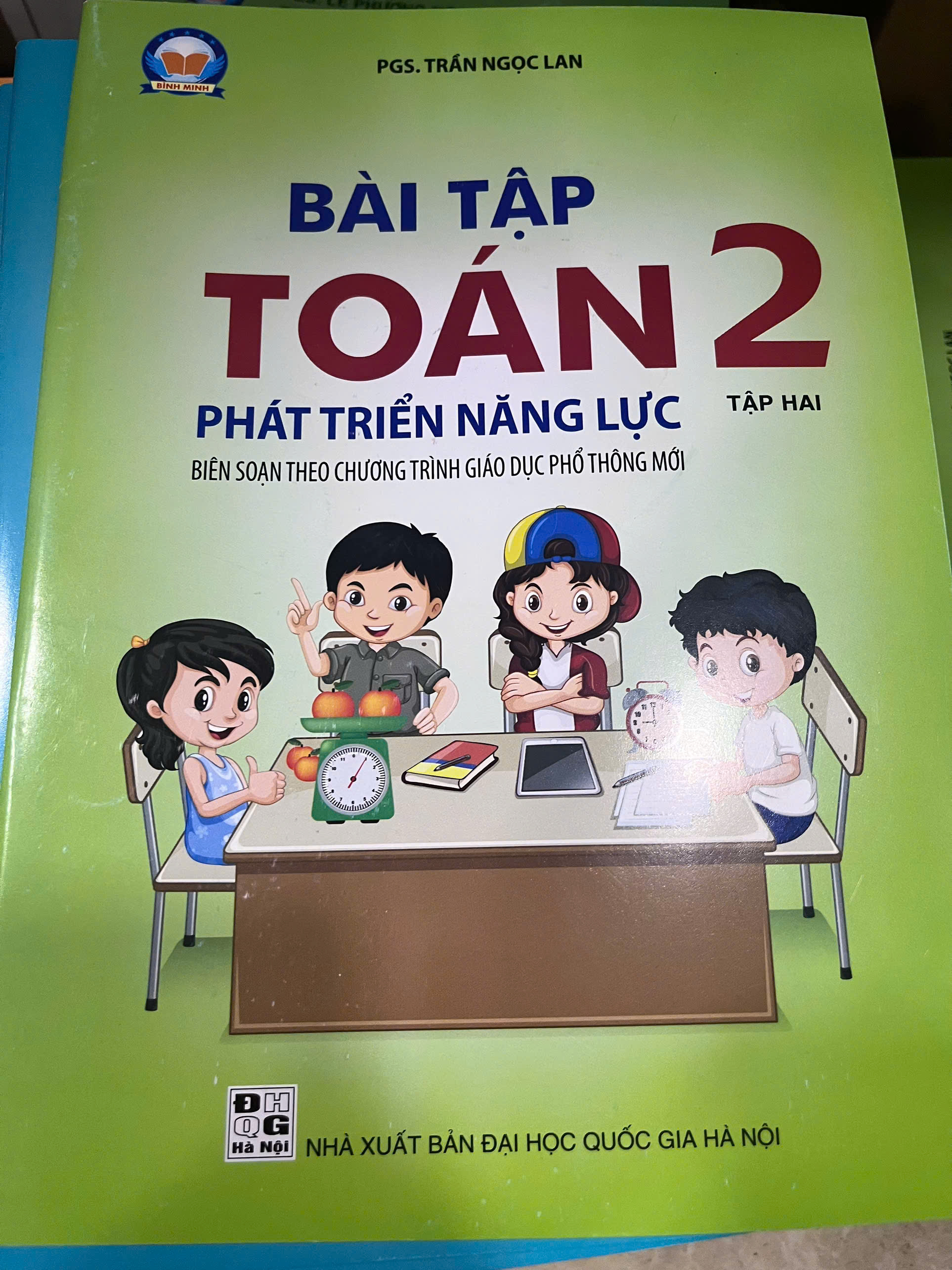 COMBO Bài tập Toán Phát triển năng lực lớp 2 (2 tập)