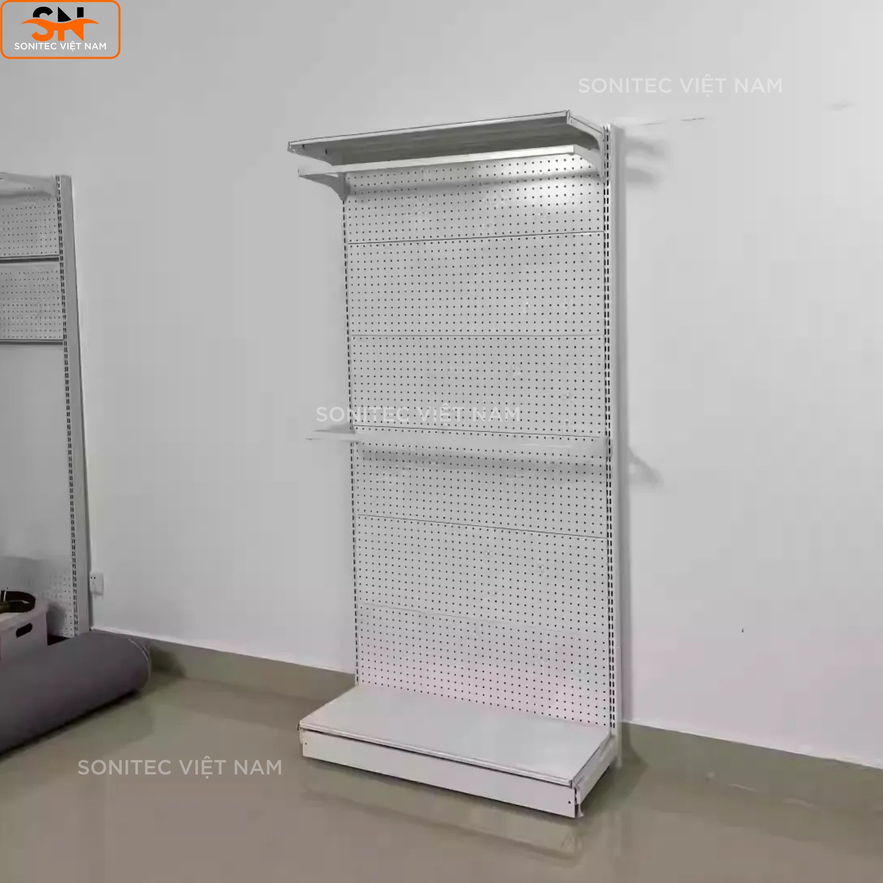 Mẫu Kệ Quần Áo - Kệ Decor Cao Cấp Điều Chỉnh Được