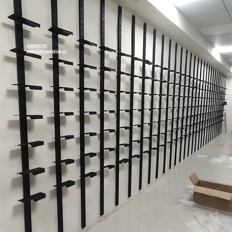 Thanh ray kệ giày dép gắn tường