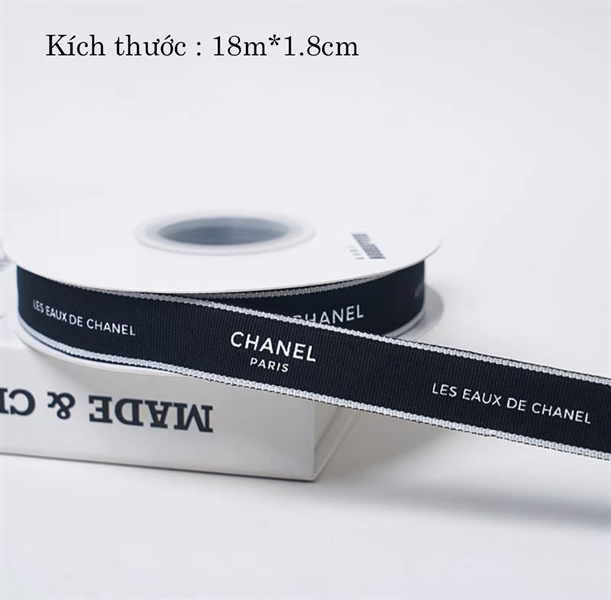 Cuộn ruy băng đen Les Eaux De Chanel