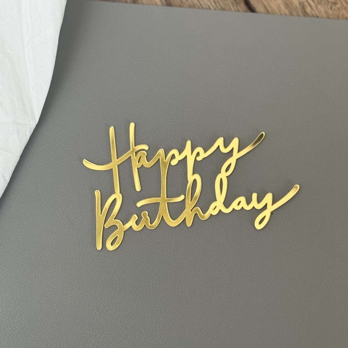 Topper mica HPBD mẫu mới vàng chữ nhỏ 34