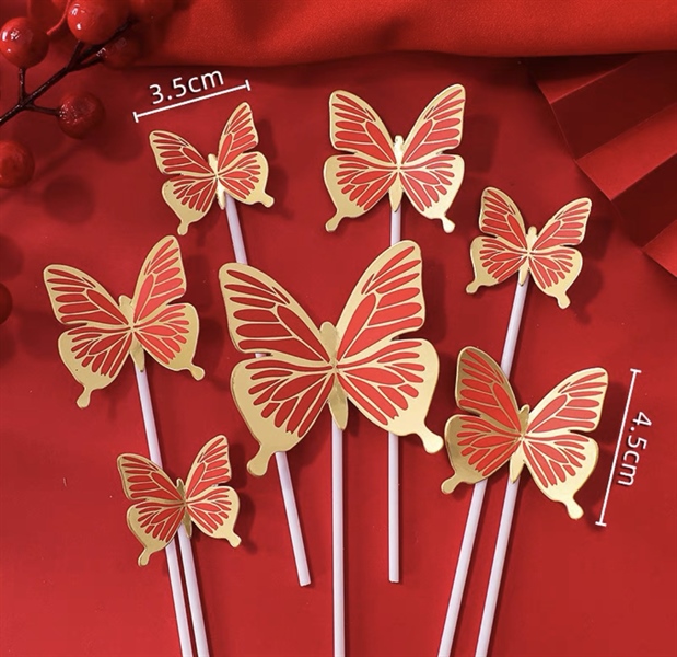 Set 7 que cắm tết hình con bướm đỏ viền vàng