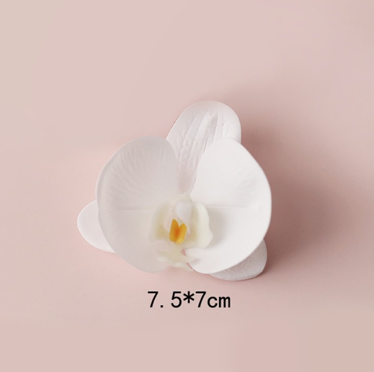 Trang trí 1 bông hoa lan hồ điệp trắng (size 7.5*7cm)