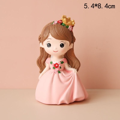 Trang trí sứ công chúa tóc nâu váy hồng