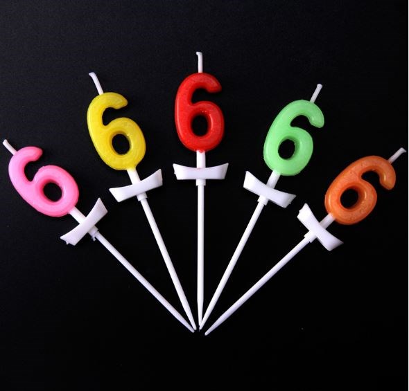 Nến số 6 nhỏ