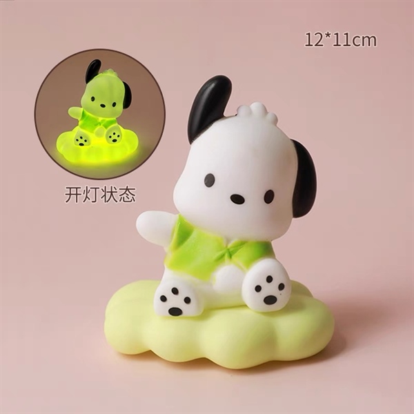 Trang trí mô hình chó Pancha tai tím ngồi mây vàng