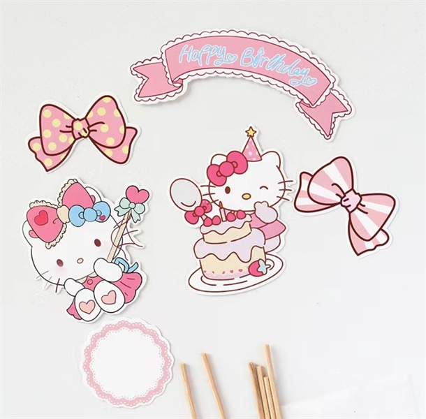 Set que cắm HPBD Kitty + 2 chiếc nơ