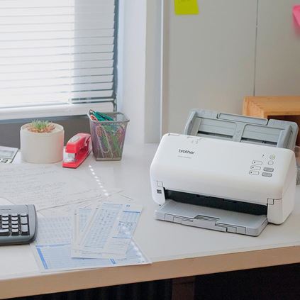Máy Scan Brother ADS-4300N (scan 2 mặt | ADF 80 tờ | 40ppm/80ipm | A4 | USB | LAN)