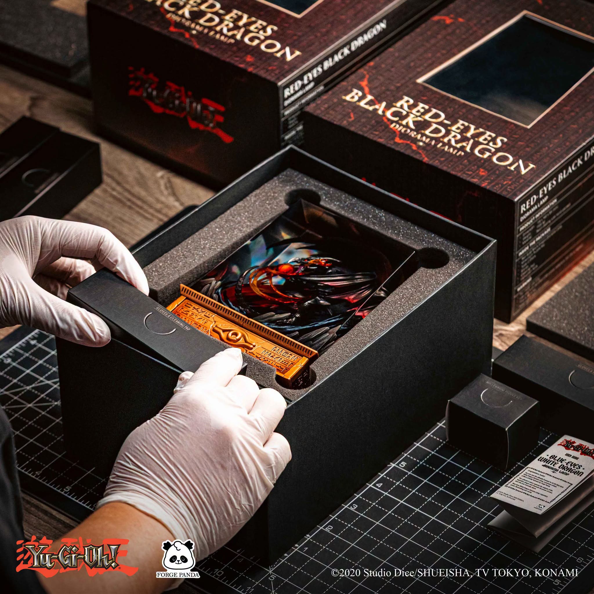 Mô hình Red-Eyes Black Dragon Diorama Lamp - Yu-Gi-Oh! - Dwaft Factory