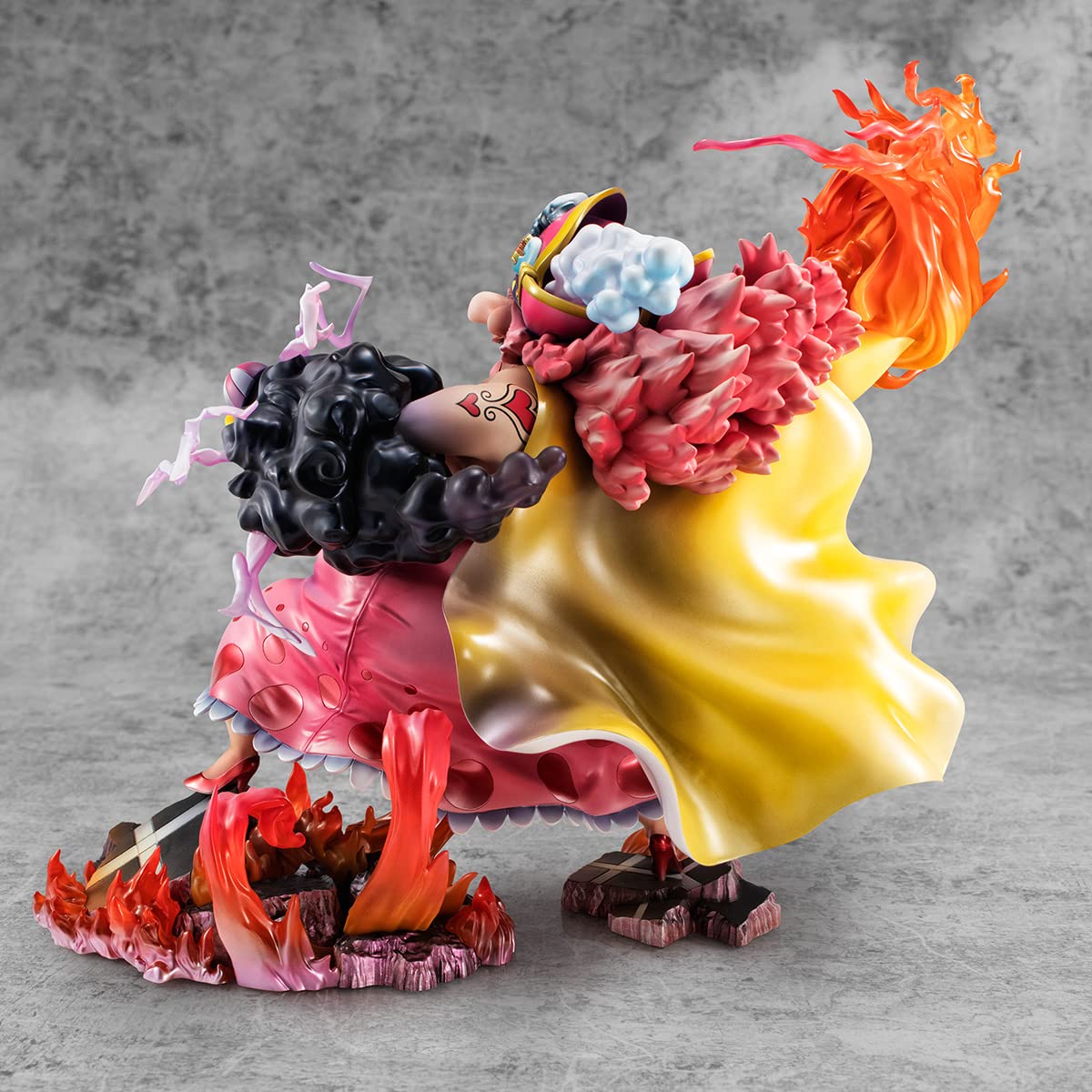 Mô hình Charlotte Linlin (Big Mom) - P.O.P Maximum - OnePiece Chính hãng Megahouse