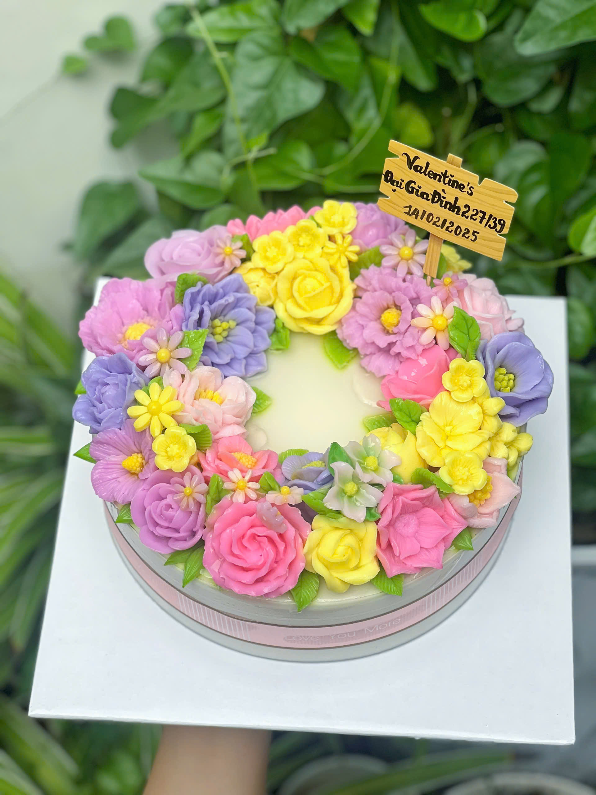Bánh Rau Câu Viền Hoa - Size bánh 22cm