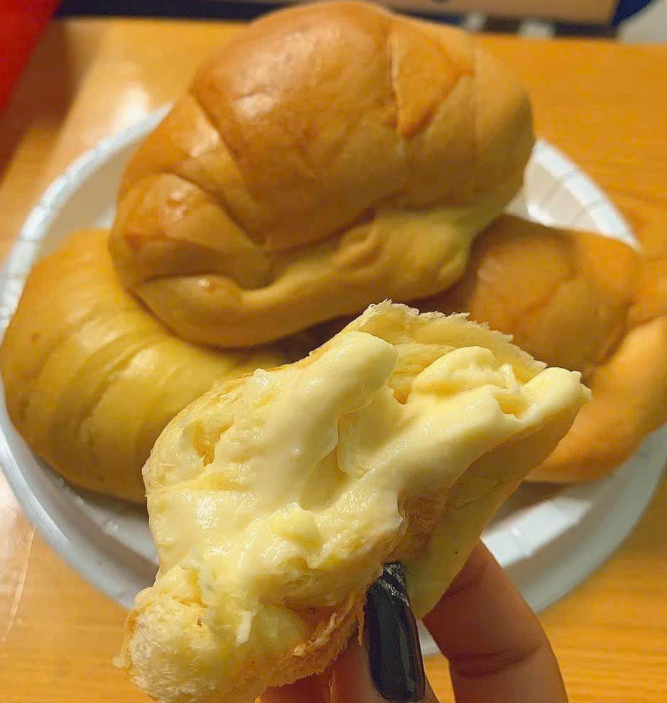 Bánh Cua PhoMai Tan Chảy