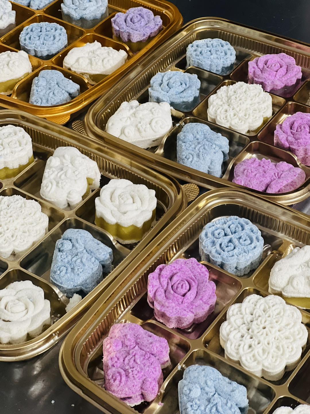 Bánh In Nhân đậu xanh - dừa non