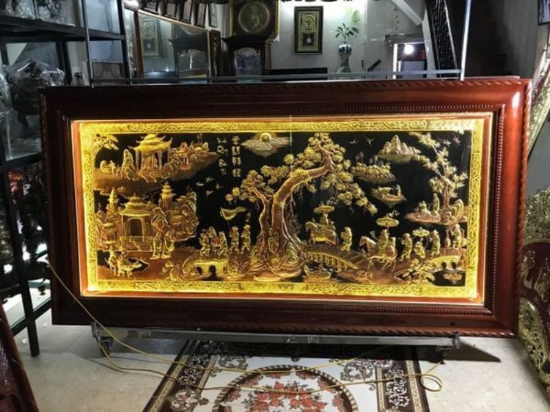 Tranh vinh quy bái tổ bằng đồng