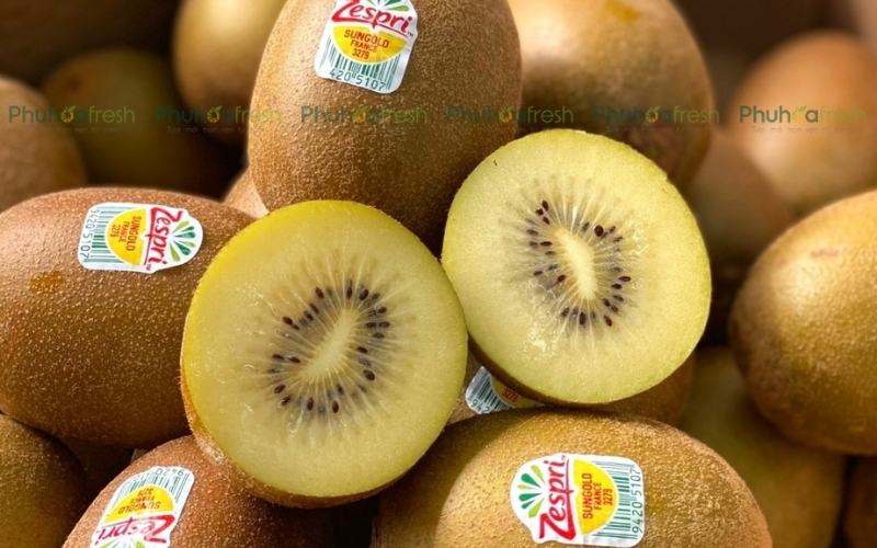 Kiwi được đánh giá là một trong những trái cây hỗ trợ tiêu hóa hiệu quả ngày Tết nhờ chứa enzyme actinidin