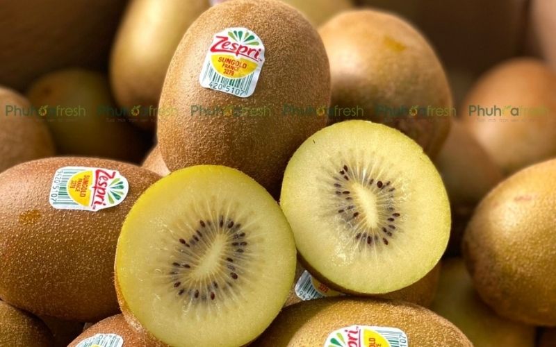 Kiwi được xem là một trong những loại trái cây hỗ trợ tiêu hóa hiệu quả nhất, đặc biệt phù hợp trong những ngày Tết