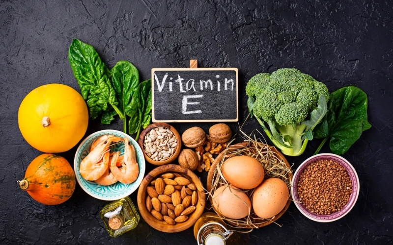 Vitamin E và các hợp chất polyphenols được xem là “lá chắn sinh học” của làn da trước tác động của gốc tự do 