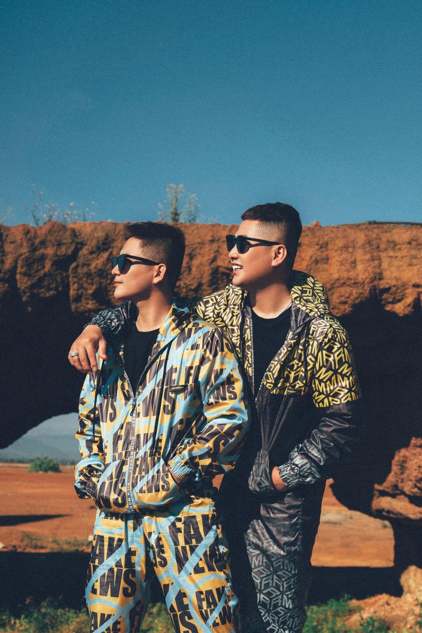 Cặp đôi LGBT từng bị cha mẹ phản đối đến… hối cưới: Hôn lễ 1.339 đóa hồng